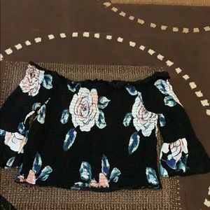 Kendall & Kylie off the shoulder top